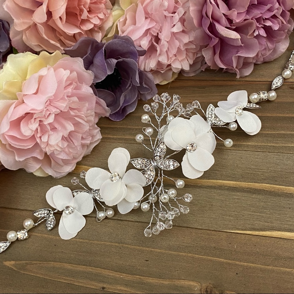 Crystal Pearl Flower Vine Tiara Headdress - Picture 6 of 16
